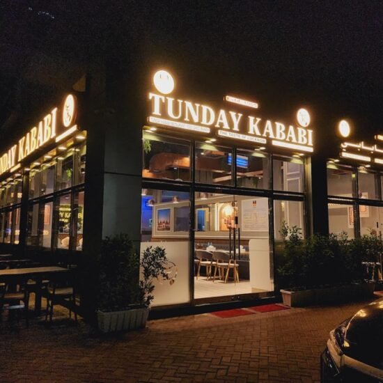 Tunday Kababi Gallery 10
